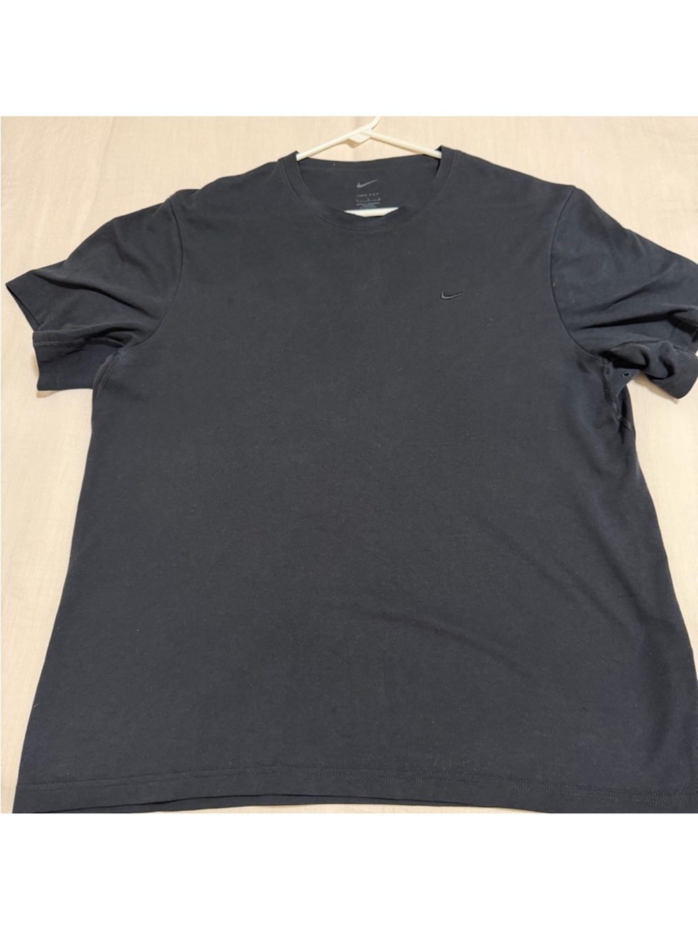 Nike Black Short-Sleeve Crewneck Tee with Subtle Swoosh
